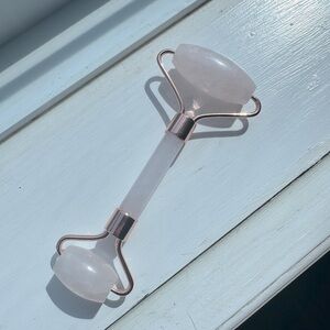 Rose Quartz face roller
